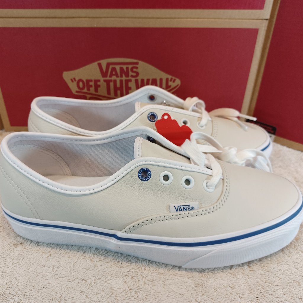 Vans Authentic Men's 5.5/Women's 7 White/Cream Nubuck (Very Nice Leather)